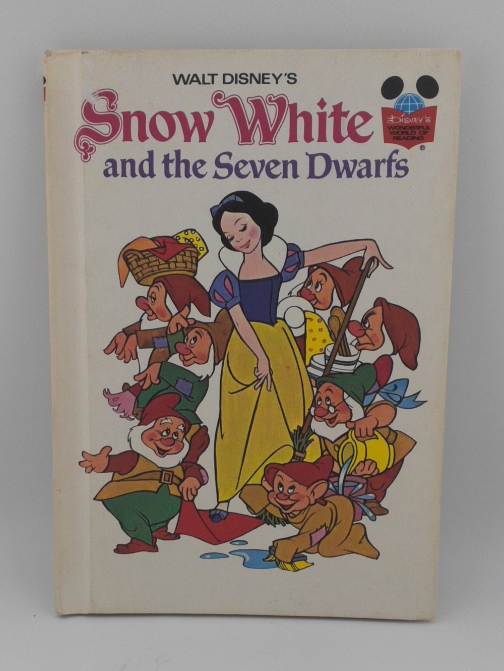 Vintage 1973 Walt Disney's Snow White & The Seven Dwarfs Hardcover Book